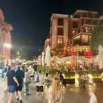 Victoria- две спални делукс до морската градина и центъра 아파트
