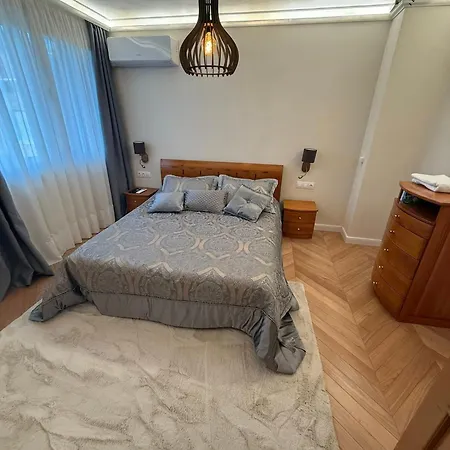 Apartment на 2 мин от плажа!victoria- две спални делукс до морската градина и центъра *