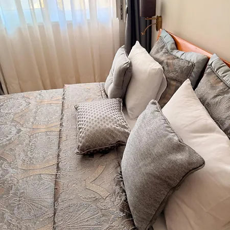 на 2 мин от плажа!victoria- две спални делукс до морската градина и центъра Apartment Burgas City